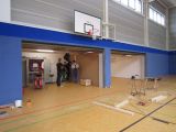 Trennwandbau für den Vereinsgeräteraum in der Turnhalle (22.07.2011)